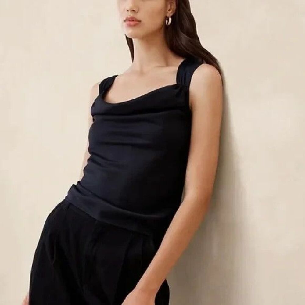 Women's Banana Republic Cowl Neck Tank Top Size M